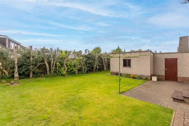 Rosemount Park Gardens Blairgowrie PH10 4 Bedroom Detached Bungalow 