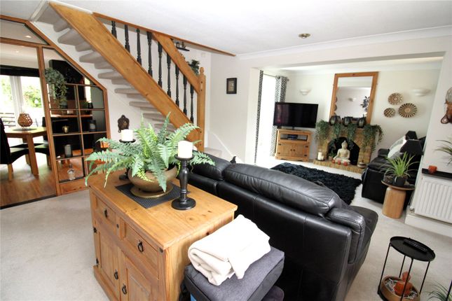25, Hertsfield, Hampshire photo 4