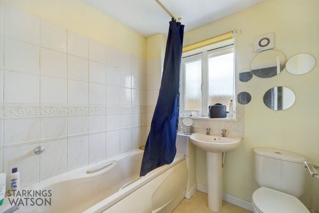 77 Sukey Way, Norwich photo 4