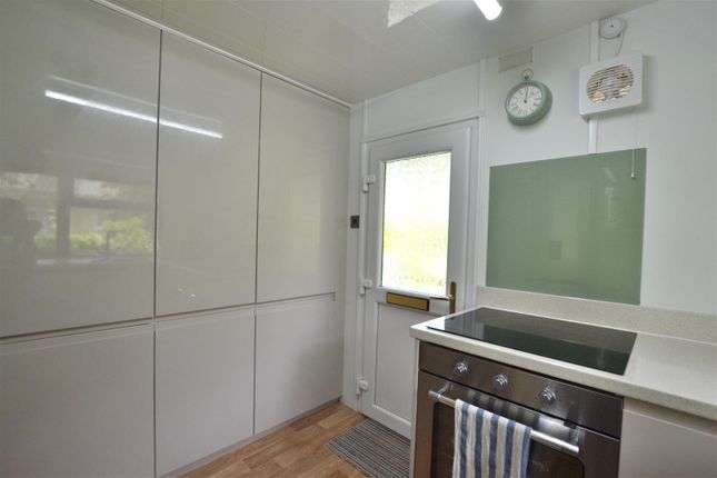 11, Woodland Rise, Grange Estate, Fleet photo 4
