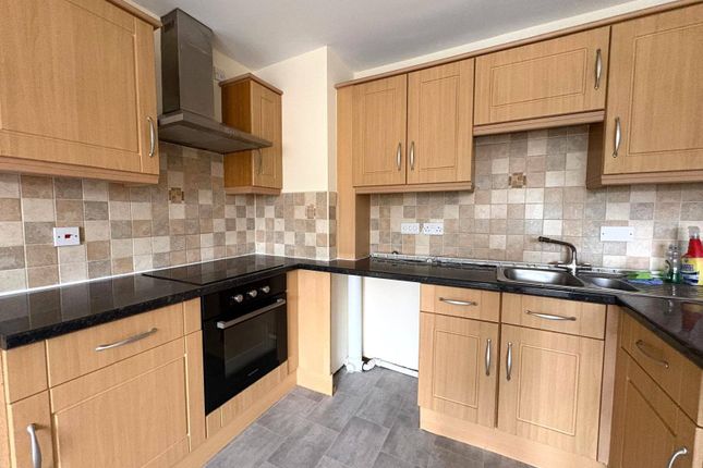 8, Park Court, Hindley photo 4