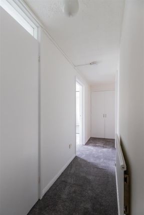 35, Catherine Street, Cardiff photo 4