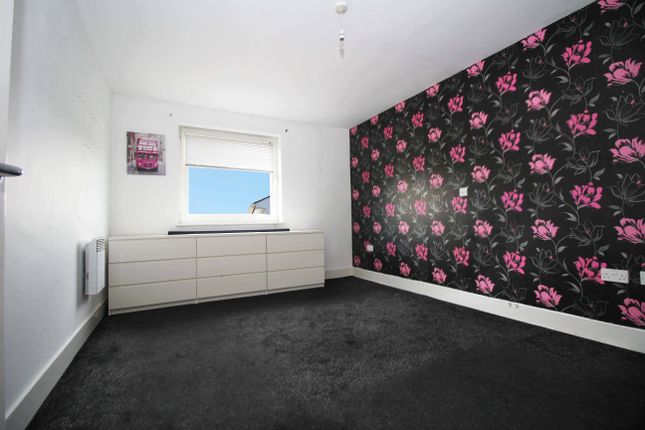 43 Hartland House, Ferry Court, Cardiff photo 4