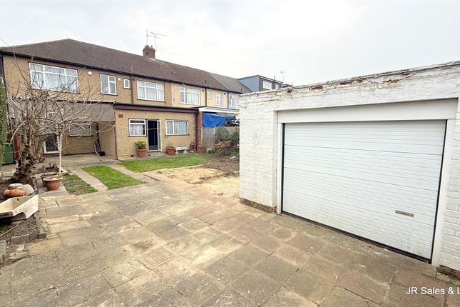 11, Berkley Avenue, Waltham Cross photo 2