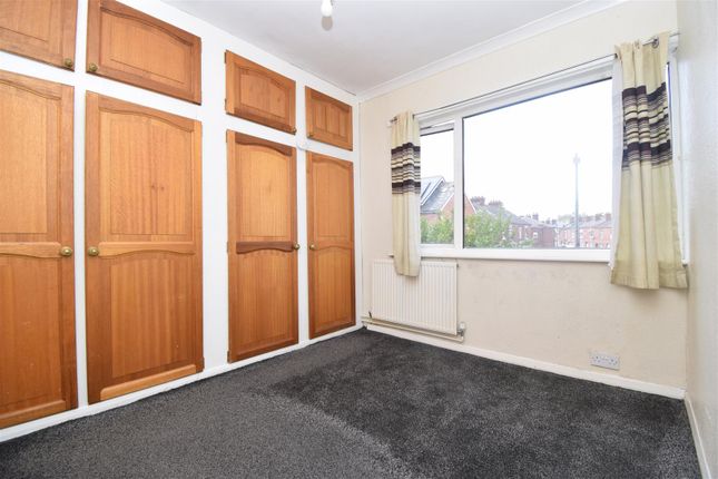 58, Stanley Road, Wakefield photo 5