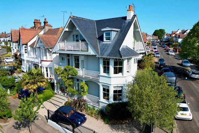 Thumbnail Detached house for sale in Hillside Crescent, Leigh-On-Sea