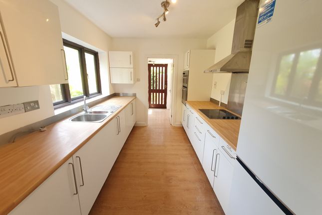 Salter Avenue, NORWICH photo 5