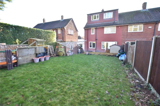 14, Boggart Hill Drive, Leeds photo 4
