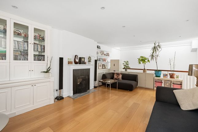 11, Elnathan Mews, London photo 4