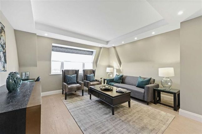 Flat to rent in Penthouse, Boydell Court, St Johns Wood, London