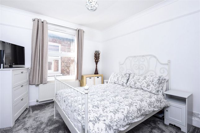 111a, Tolworth Park Road, Surbiton photo 3
