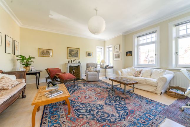Flat 5,, 43, Eton Avenue, London photo 4