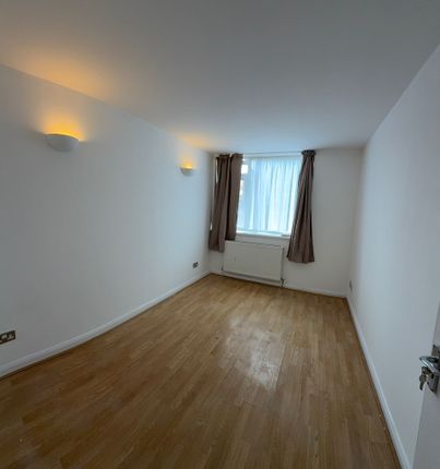 flat 6, 69 johnson street, Johnson Street, Shadwell photo 3