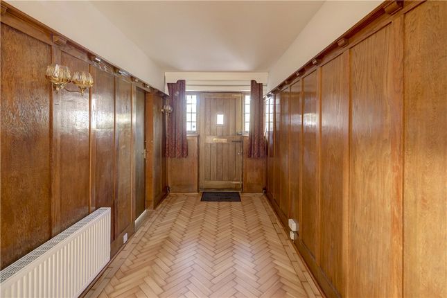 7, Preston Road, West Wimbledon photo 2