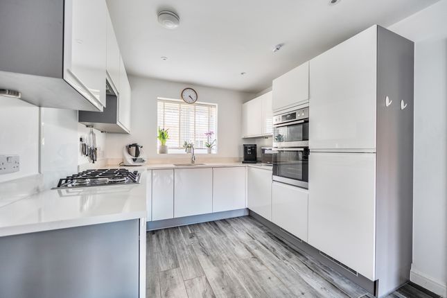 6, Goodwood Road, Edenbridge photo 3