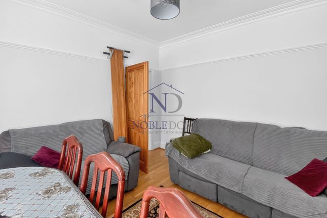 57 Bulstrode Road, Hounslow photo 4