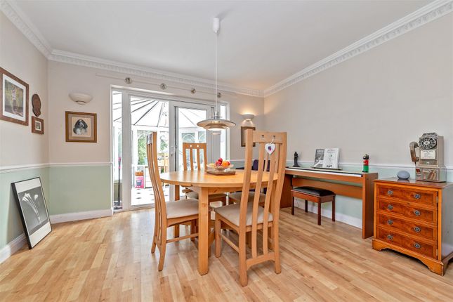 36, South Riding, St. Albans photo 4