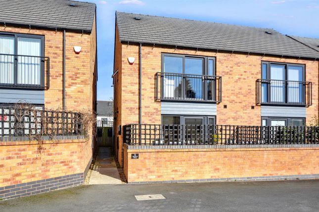 Thumbnail Terraced house for sale in Clemency Mews, Beeston, Nottingham