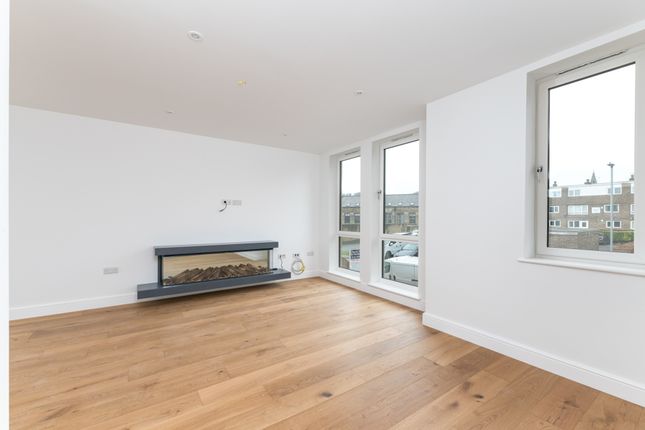 Town house for sale in Kell Street, Bingley, West Yorkshire