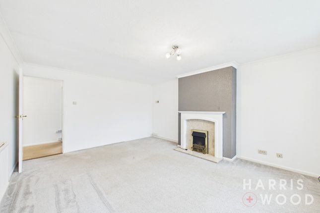 10 Laurence Close, Elmstead, Essex photo 3