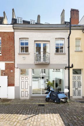 Terraced house for sale in Princes Mews, Notting Hill, London