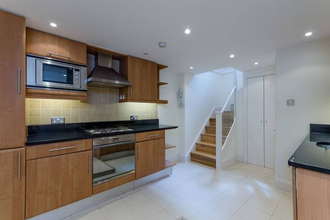 Thumbnail Terraced house to rent in New End, Hampstead, London