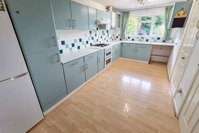21, Cwm Gwynlais, Cardiff photo 2