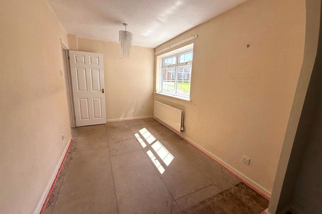 5, Sandringham Drive, Newcastle Upon Tyne photo 5