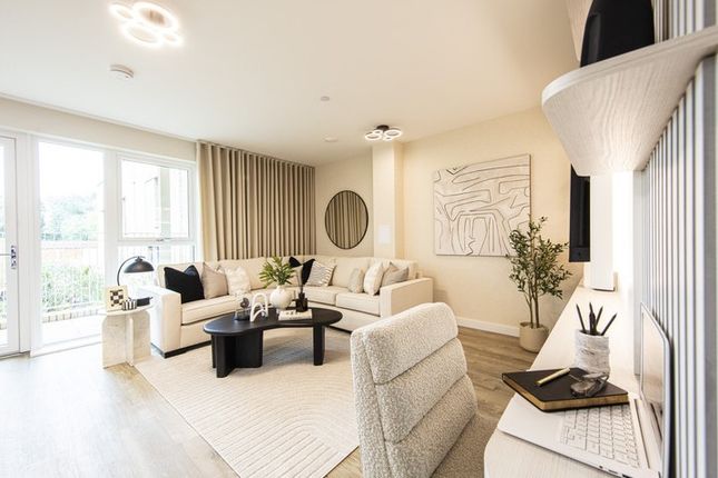 Vb5272721 Www.Andrewhendry.Com15 716x515