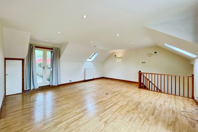 The Acorn, 1, Creekside View, Truro photo 3