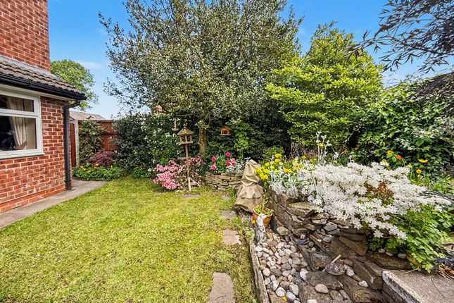 76 Tamworth Avenue, Manchester photo 4