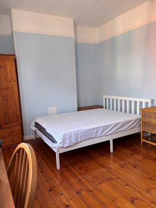 165, Exeter photo 5