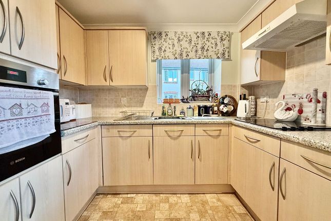 Flat 36, 50, Cliff Lane, Ipswich photo 4