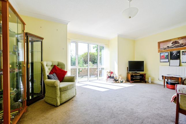 Flat 1, Redwood Lodge, Northwood Square, Fareham photo 4