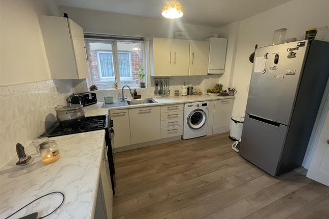 6, Conyers Gardens, Chester Le Street photo 3