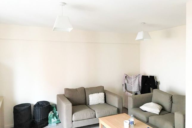 Flat to rent in Rialto Building, City Centre, Newcastle Upon Tyne