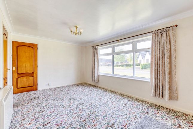 2 Emberton Place, Crewe photo 3