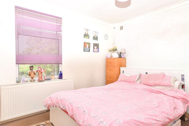 197, Dover Road, Gravesend photo 4