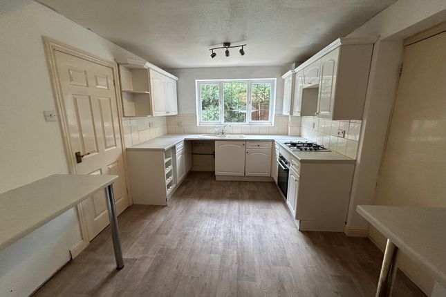 135, Kidderminster photo 4
