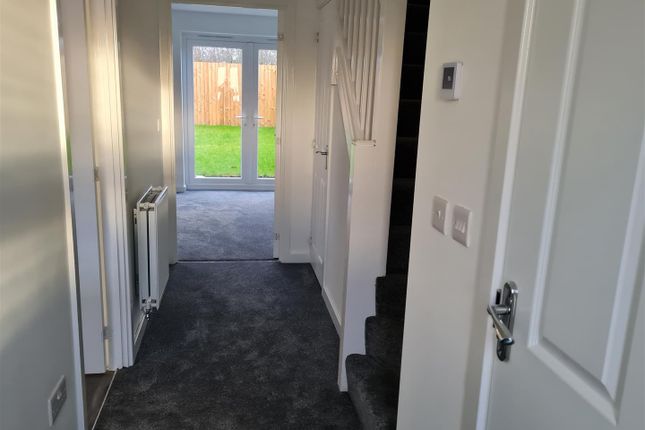 34, Comfrey Avenue, Sandbach photo 4