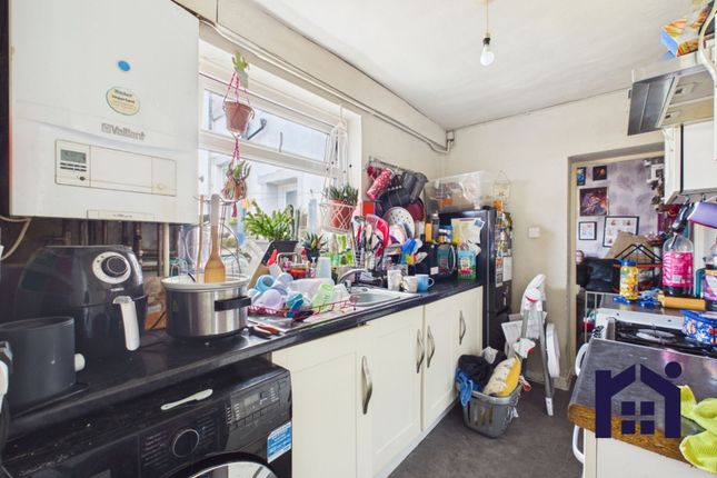 11 Nancy Street, Darwen photo 4