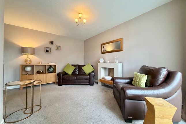 49, Bryce Avenue, Falkirk photo 3