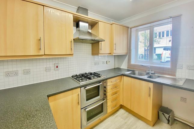 15, Peterborough photo 3