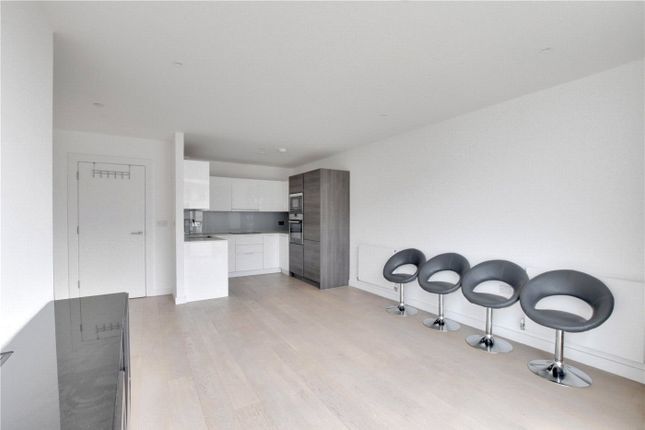 Flat to rent in Wyndham Apartments, London