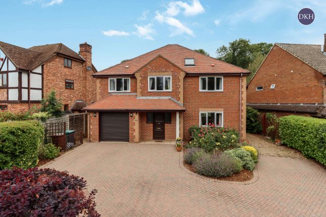 Detached house for sale in Highfield Way, Rickmansworth, Hertfordshire