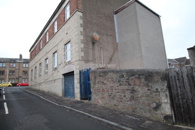 Flat to rent in Taits Lane, Dundee