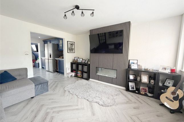 14, Severn Road, Greater Manchester photo 4