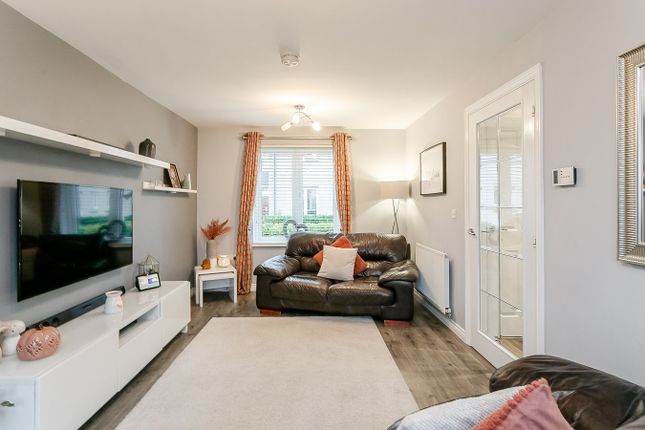 4, Corby Craig Walk, Roslin photo 3