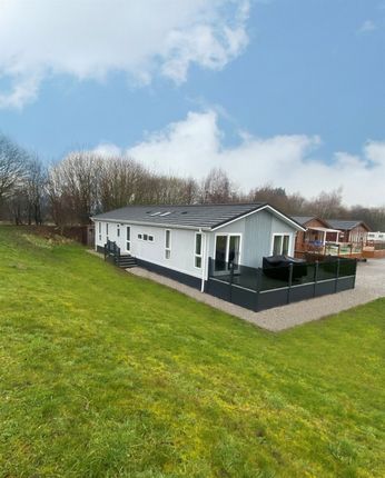 Thumbnail Lodge for sale in Melbourne Road, Allerthorpe, York
