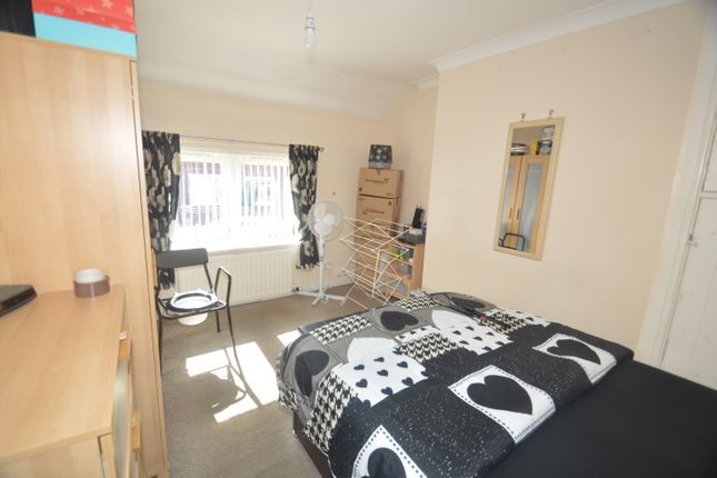 7, Esk Street, Gateshead photo 4